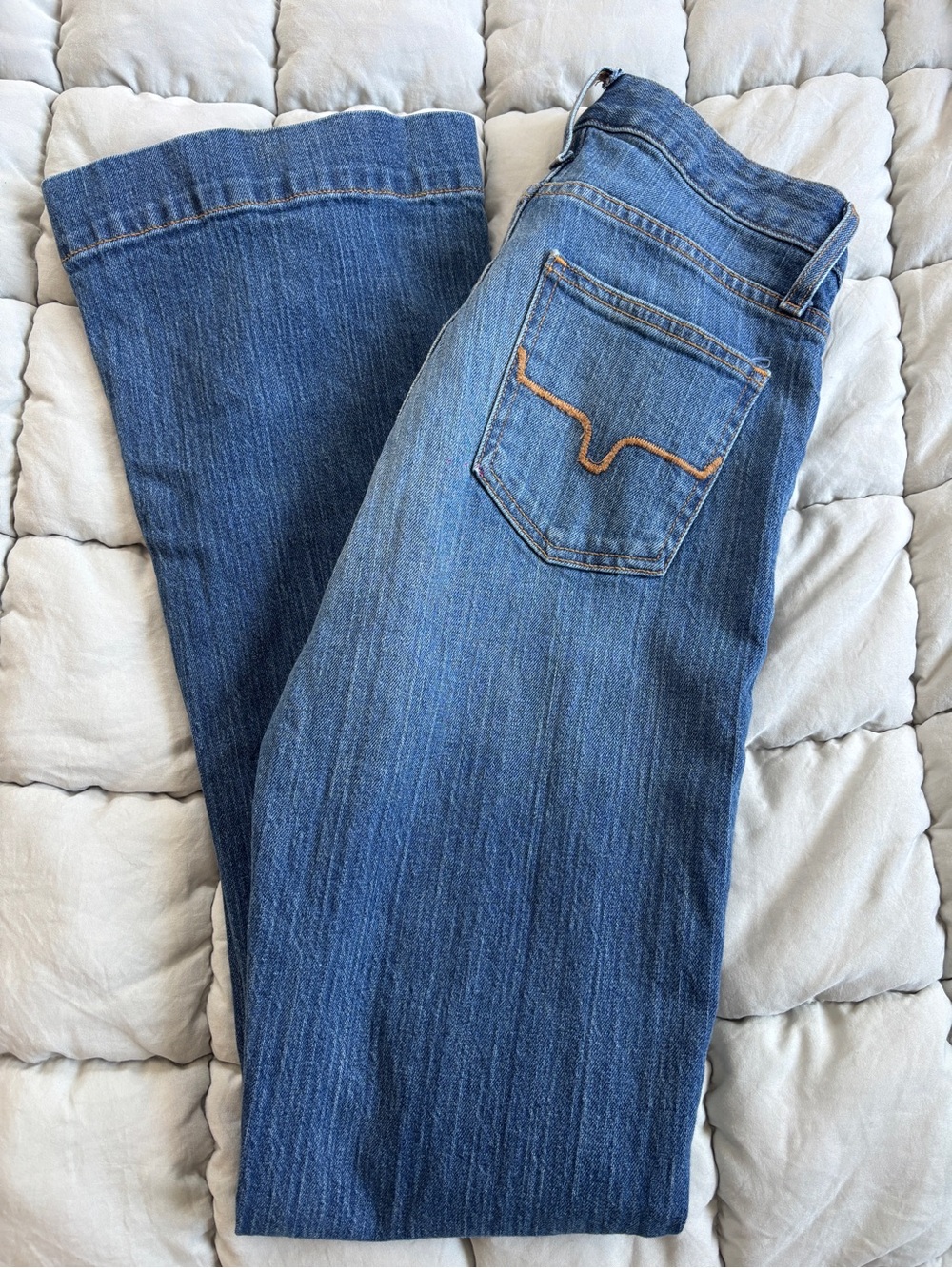 Kimes Ranch Blue Flared Jeans - Picture 1 of 1